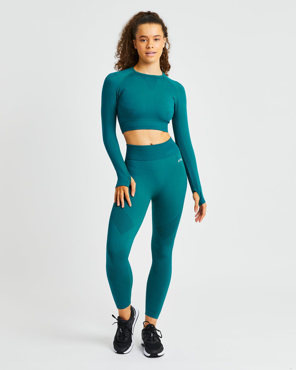 AYBL Ignite Seamless Long Sleeve Crop Top Hyper Teal | BDYNS7950