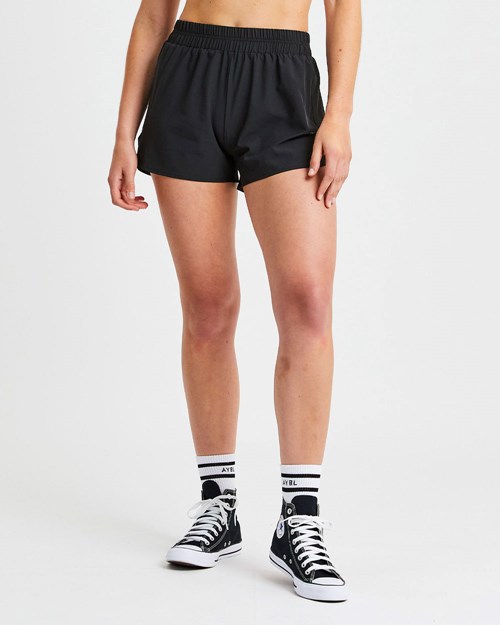 AYBL Strive Shorts Negras | MIDJE1902