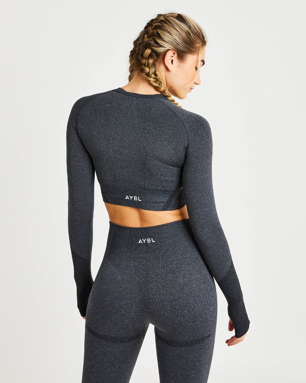 AYBL Balance V2 Seamless Long Sleeve Crop Top Negras | APYTN0316