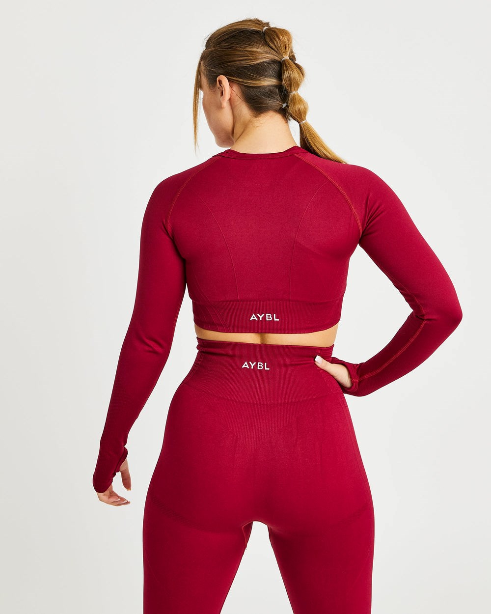 AYBL Balance V2 Seamless Long Sleeve Crop Top Rojas | AVIGT9284