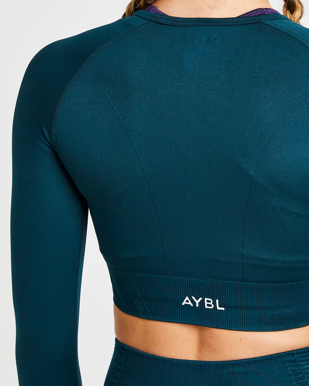 AYBL Balance V2 Seamless Long Sleeve Crop Top Verde | CDMET2581