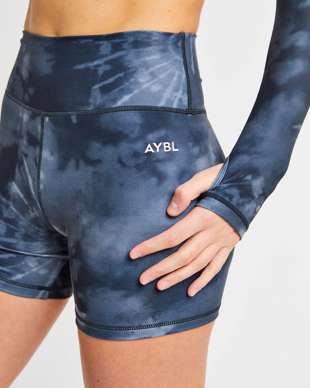 AYBL Core Shorts Negras | CJUYQ3957