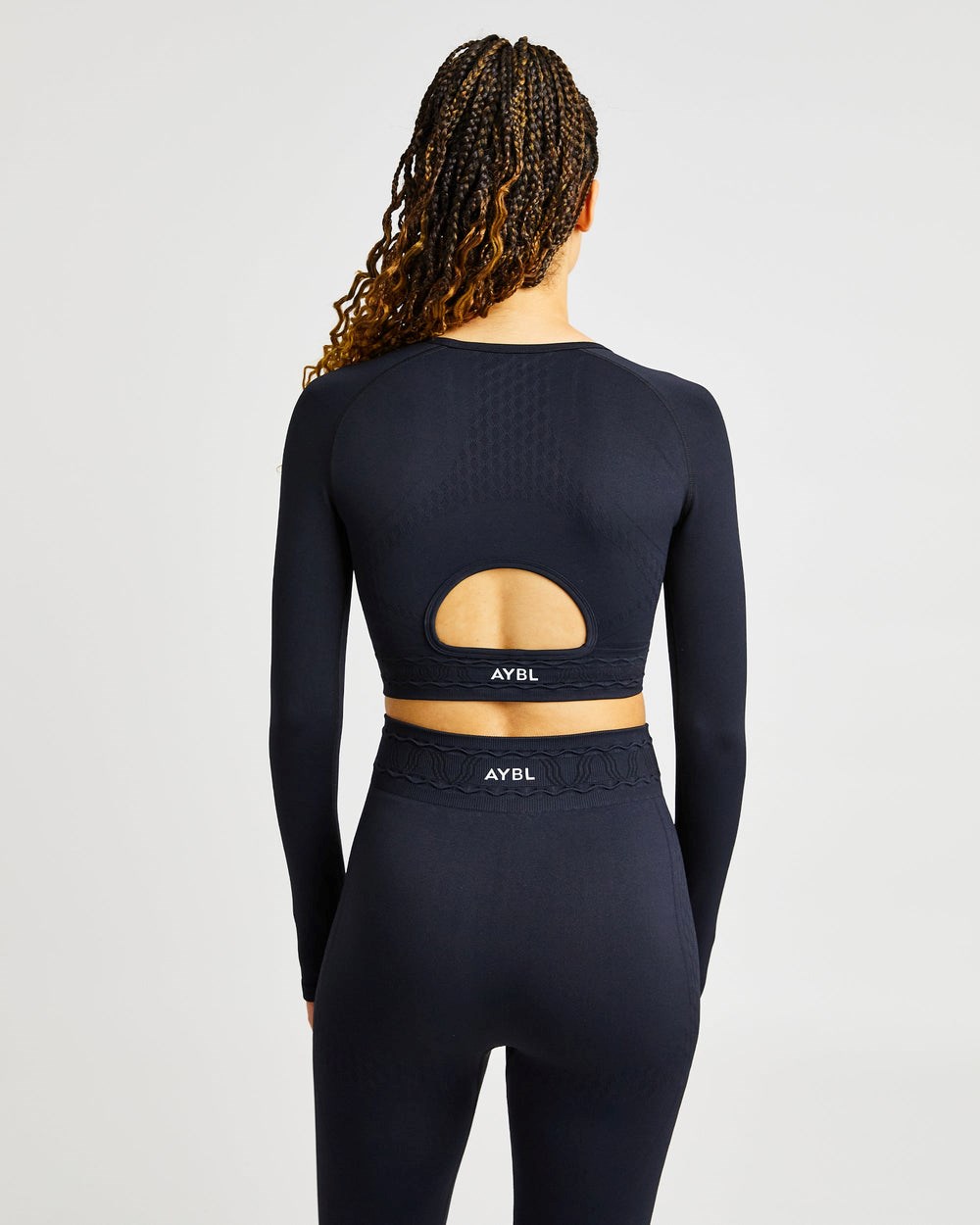 AYBL Elevate Seamless Long Sleeve Crop Top Negras | CSZOG4583