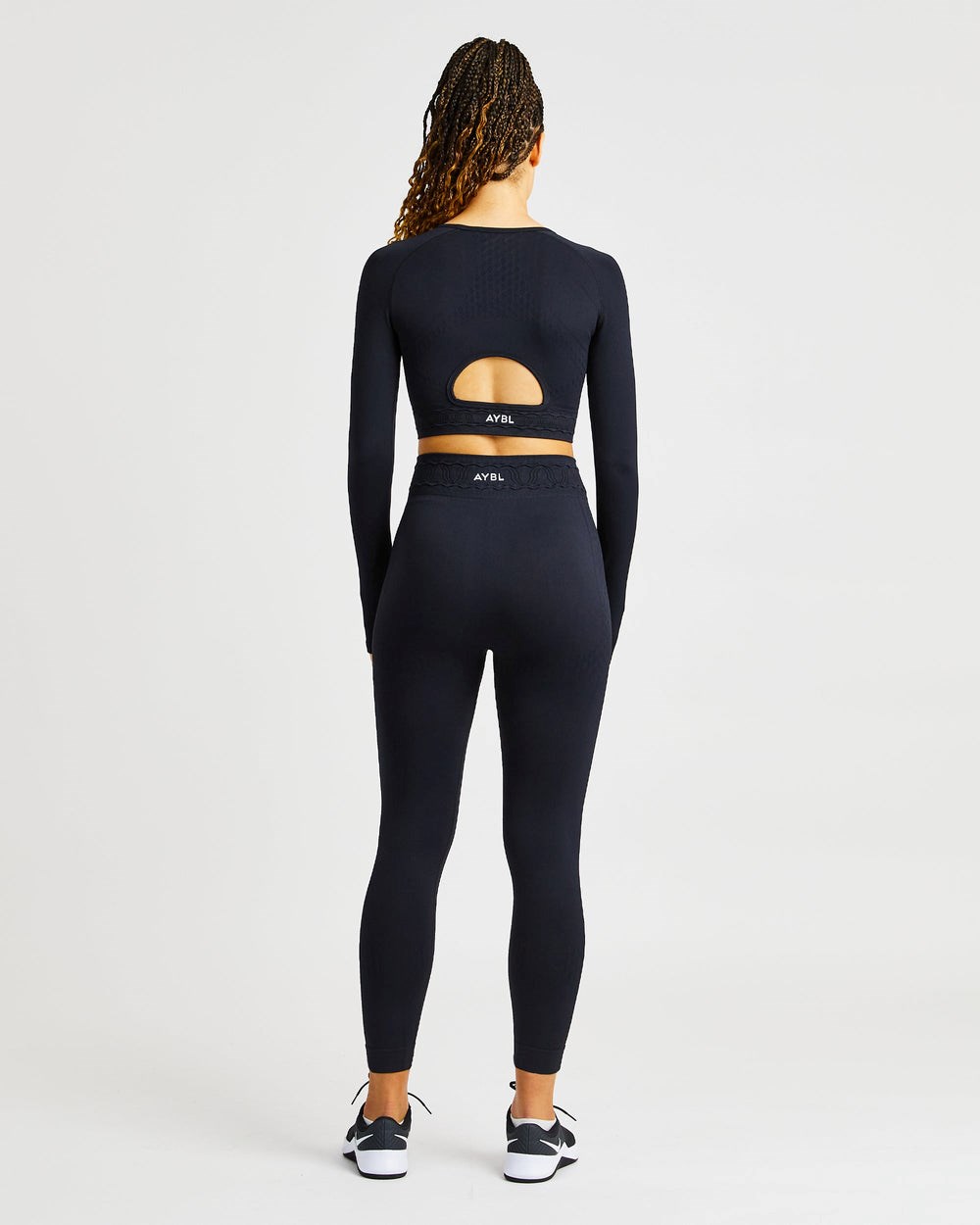 AYBL Elevate Seamless Long Sleeve Crop Top Negras | CSZOG4583