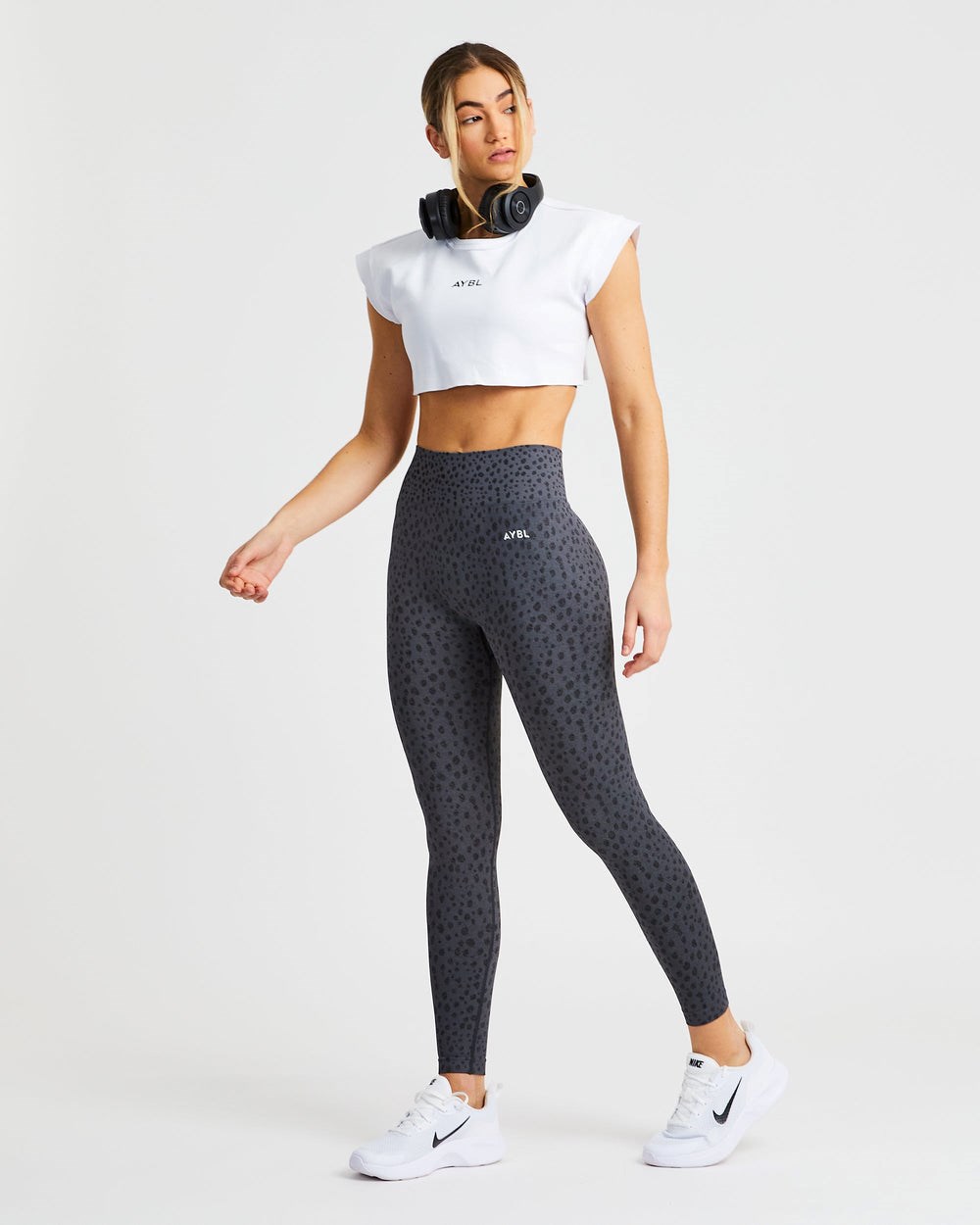 AYBL Entrenamiento Crop Top Blancas | GAWCT4980