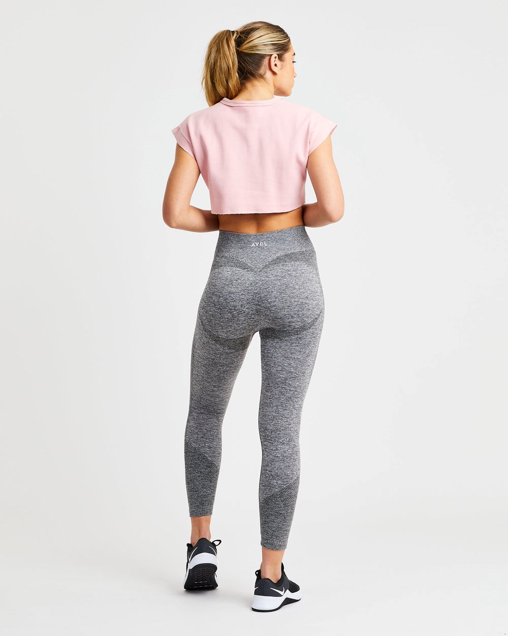 AYBL Entrenamiento Crop Top Rosas | FWEPM8053