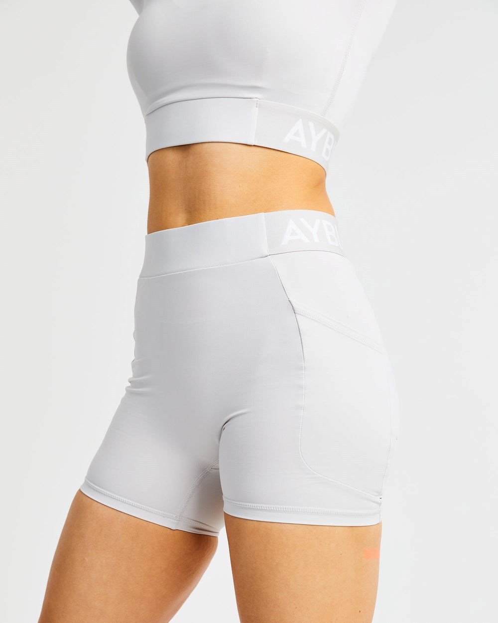 AYBL Entrenamiento Shorts Beige | KDXSF7814