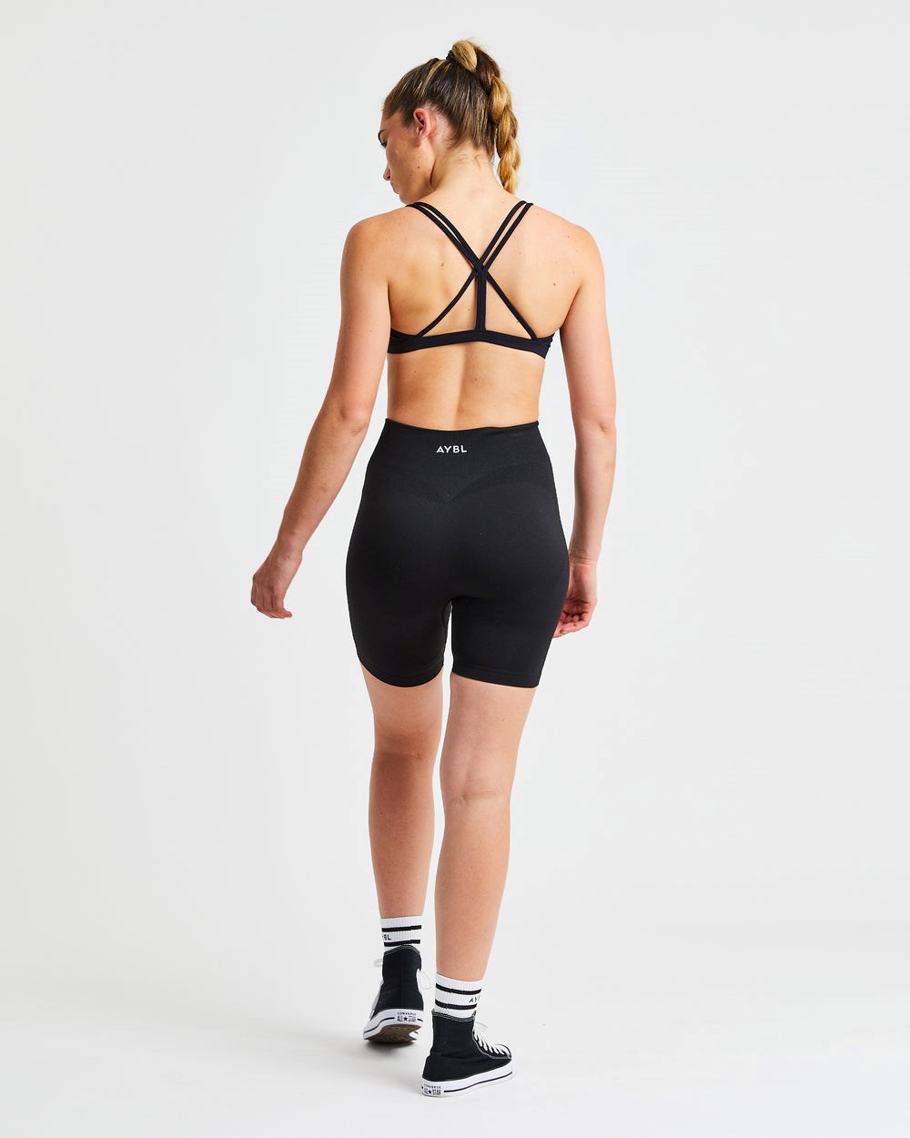 AYBL Essential Tiras Sports Bra Negras | JBEGZ7934