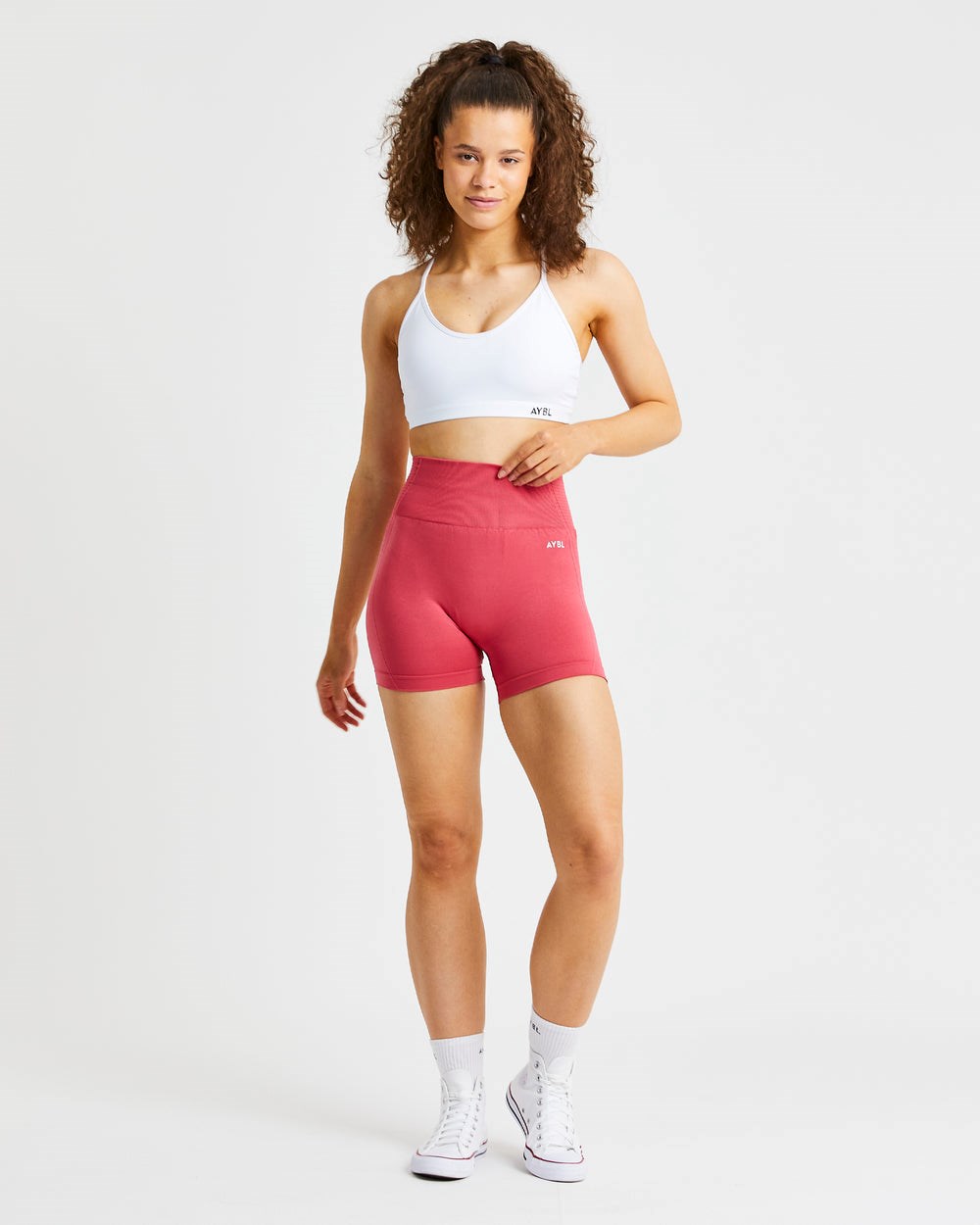 AYBL Essential V Neck Sports Bra Blancas | YEJRA6329