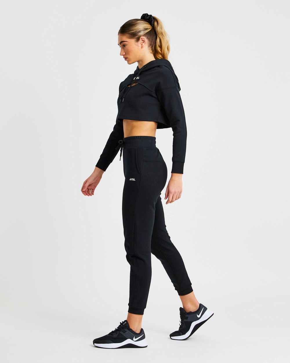 AYBL Everyday Joggers Negras | LFTEG5013