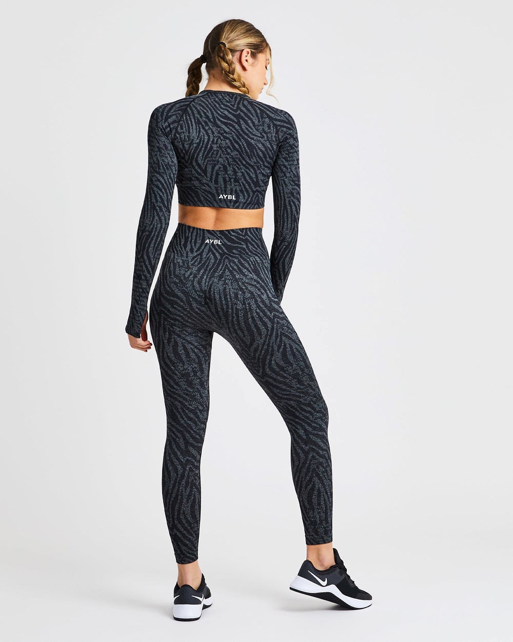 AYBL Evolve Animal Seamless Long Sleeve Crop Top Negras | MPZUN8791