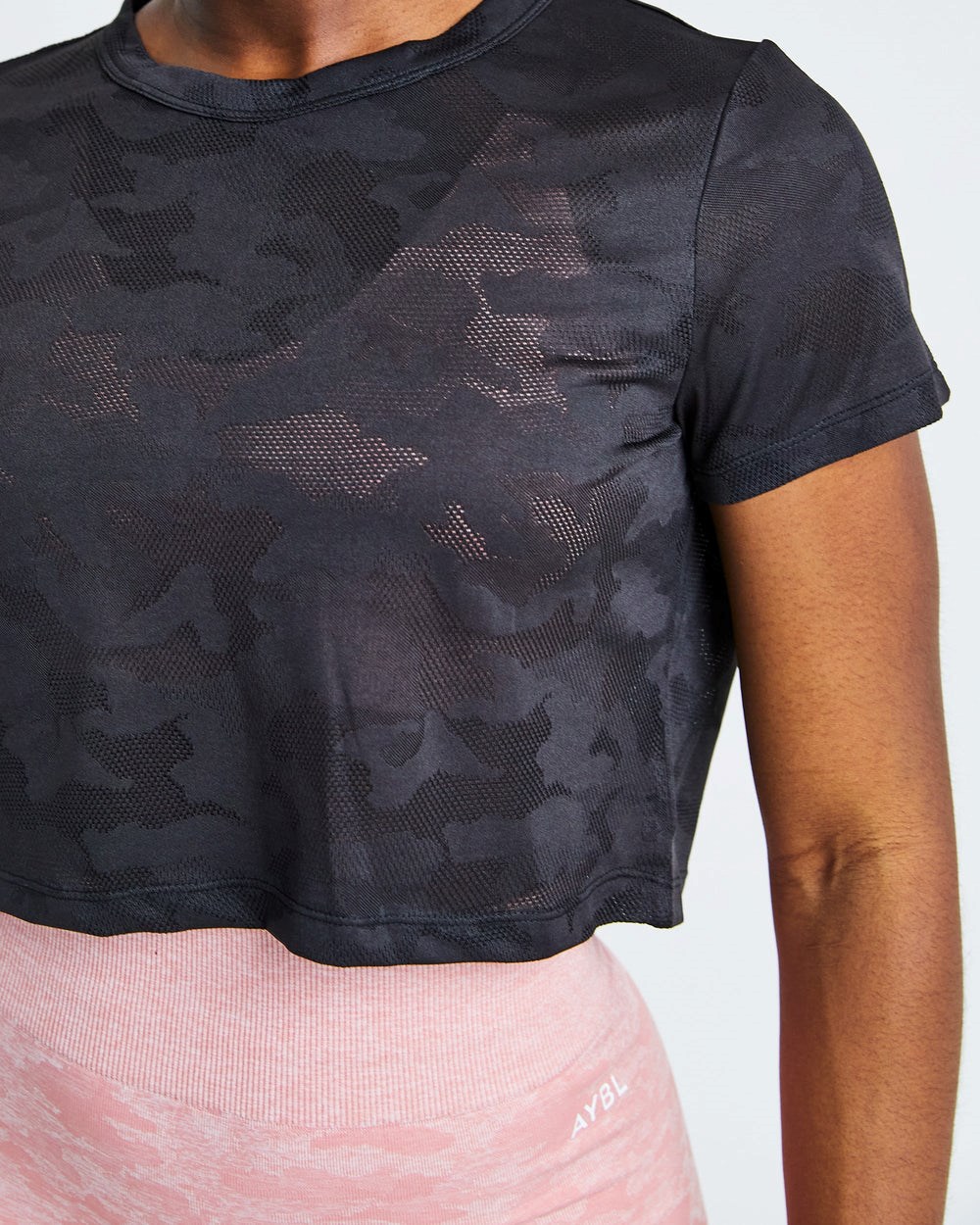 AYBL Evolve Camo Crop T Shirt Negras | CUWEY1862