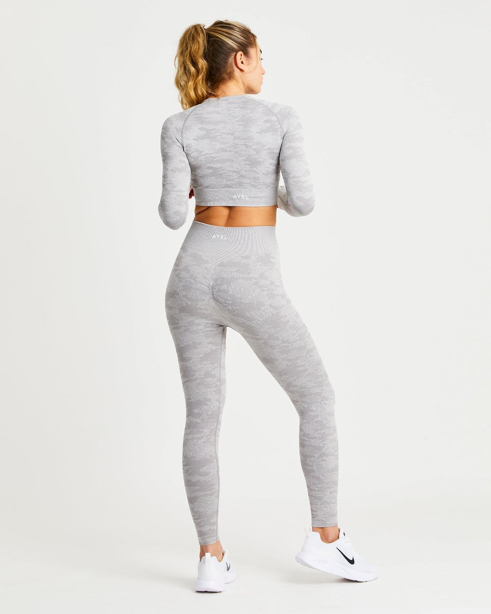 AYBL Evolve Camo Seamless Long Sleeve Crop Top Gris | KBNUE8357