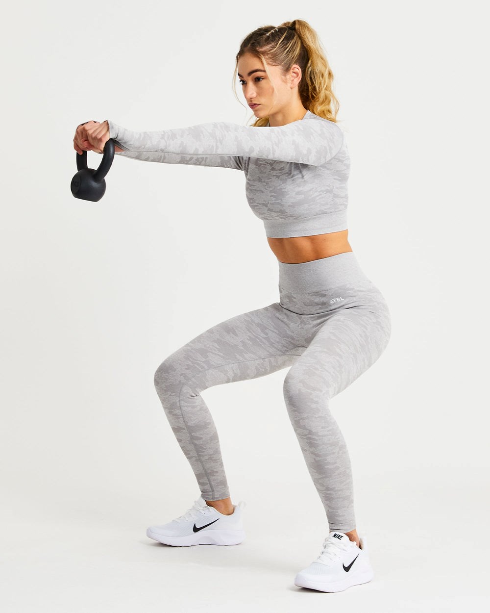 AYBL Evolve Camo Seamless Long Sleeve Crop Top Gris | KBNUE8357