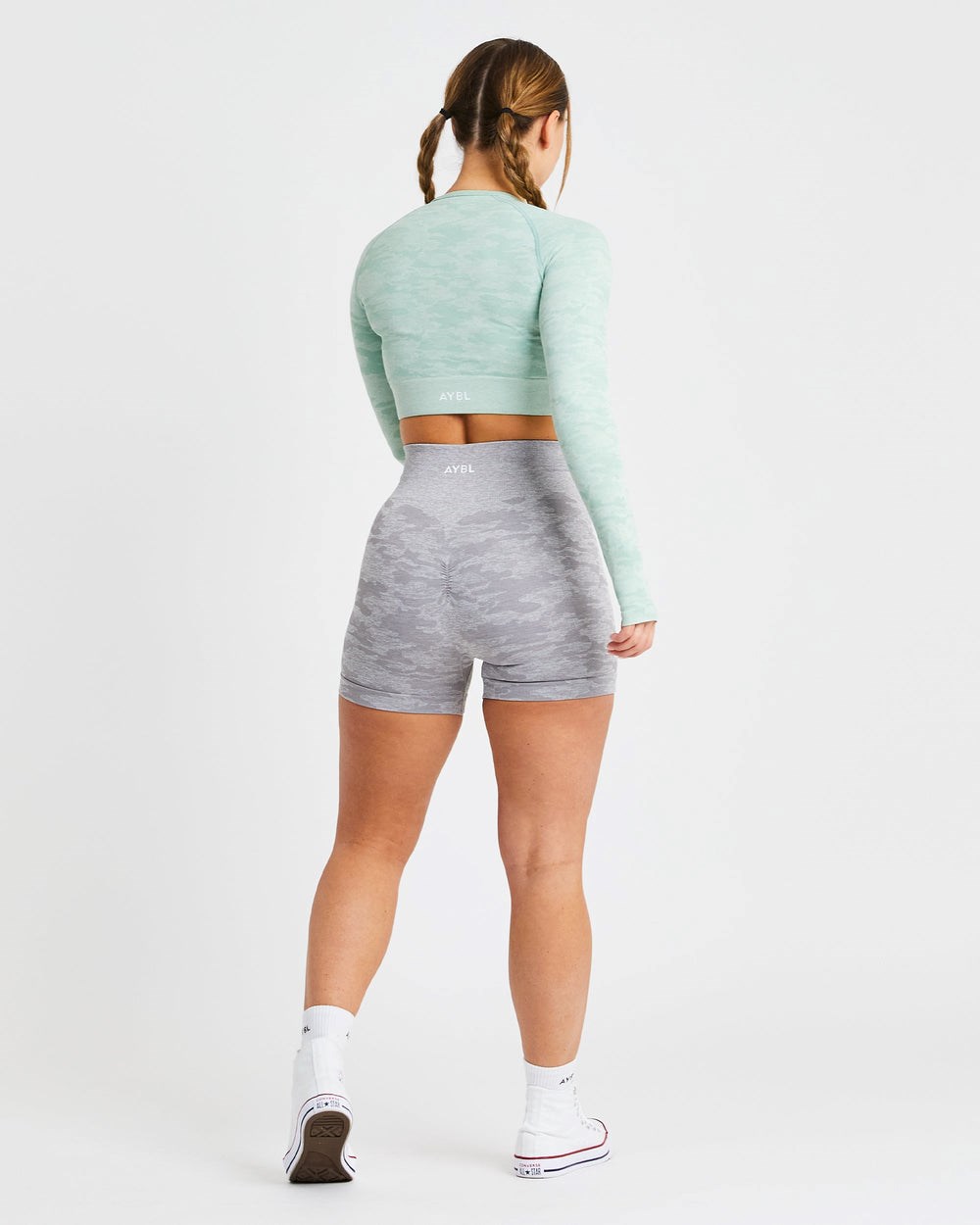 AYBL Evolve Camo Seamless Long Sleeve Crop Top Verde | UPMCX5748