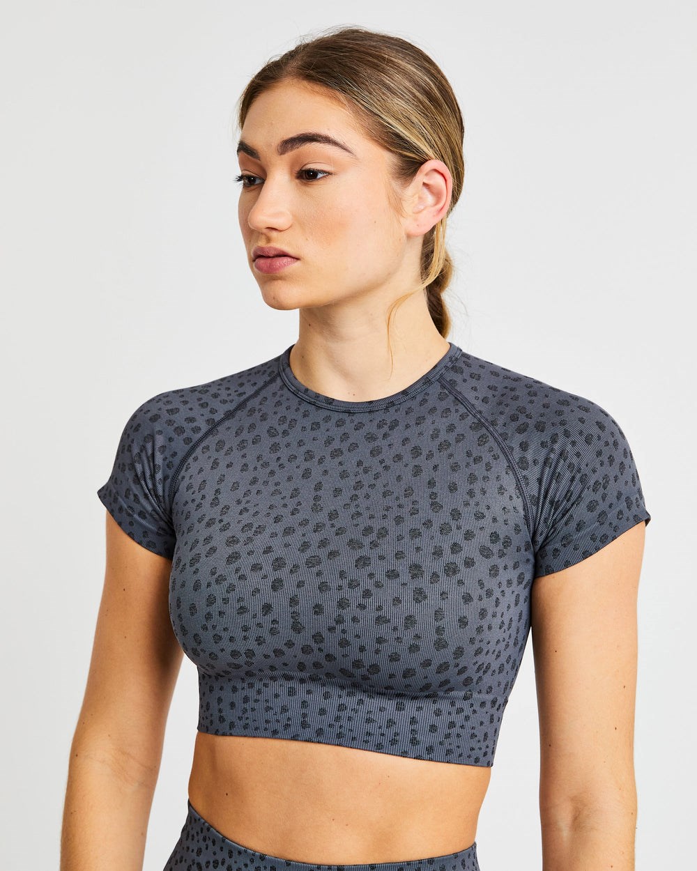 AYBL Evolve Speckle Seamless Crop Top Charcoal | IBAGW4576