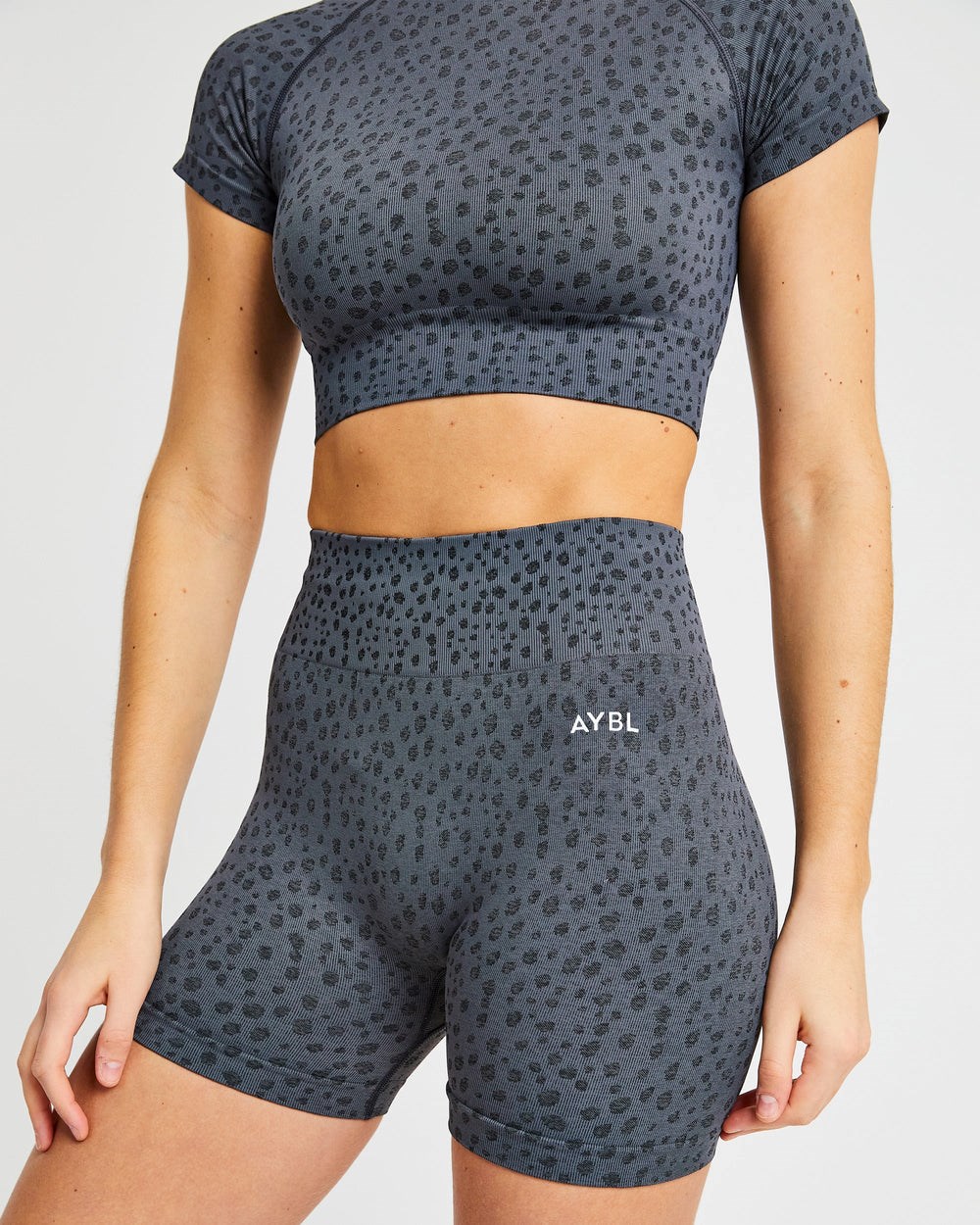 AYBL Evolve Speckle Seamless Crop Top Charcoal | IBAGW4576