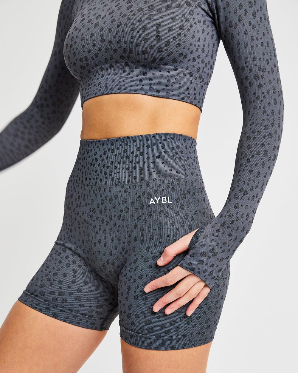 AYBL Evolve Speckle Seamless Long Sleeve Crop Top Charcoal | HIFPS4928