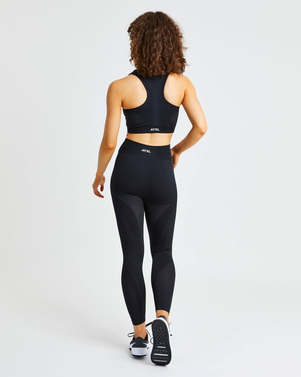 AYBL Ignite Seamless Leggings Negras | HVRES3927