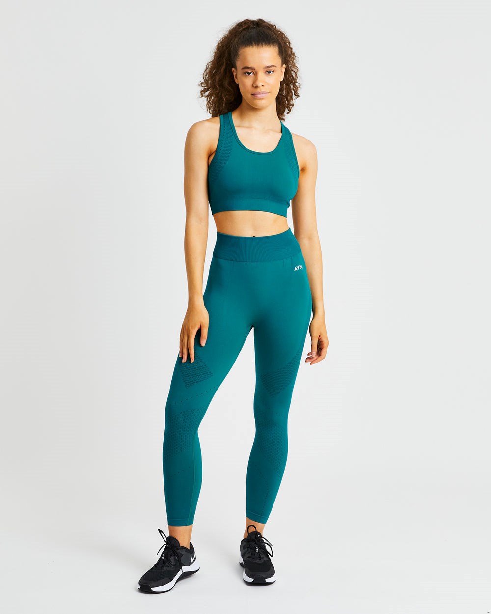 AYBL Ignite Seamless Sports Bra Hyper Teal | DRHCJ2163