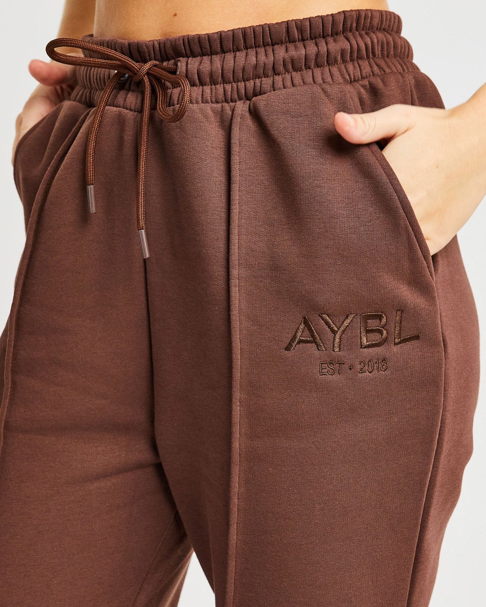 AYBL Luxe Joggers Marrones | MCNHP3921