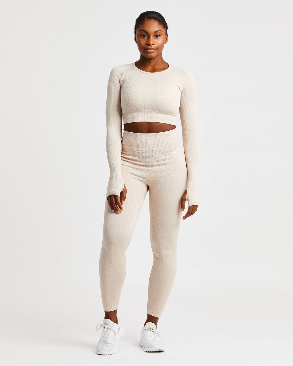 AYBL Luxe Seamless Long Sleeve Crop Top Sand | PELGV4621