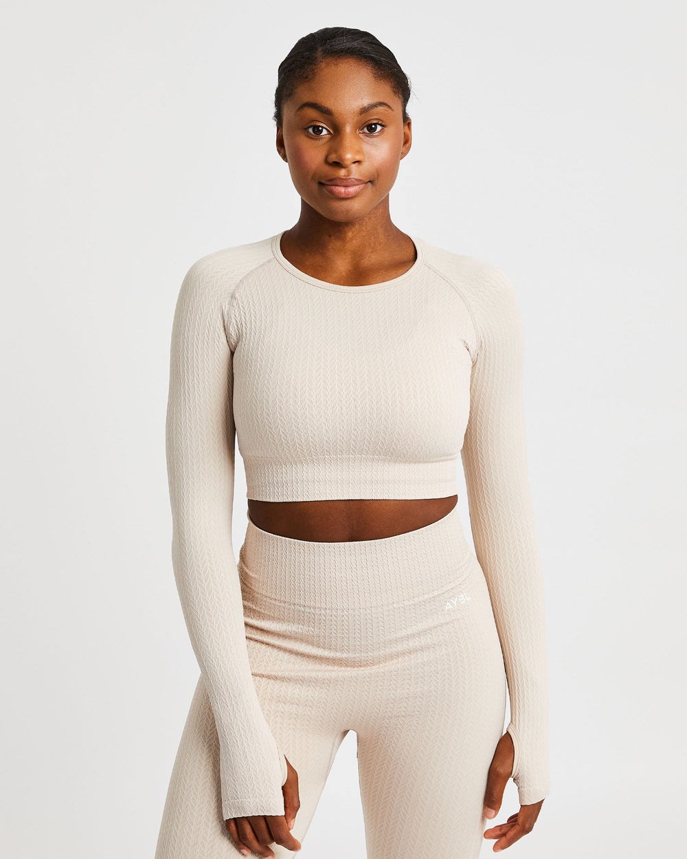 AYBL Luxe Seamless Long Sleeve Crop Top Sand | PELGV4621