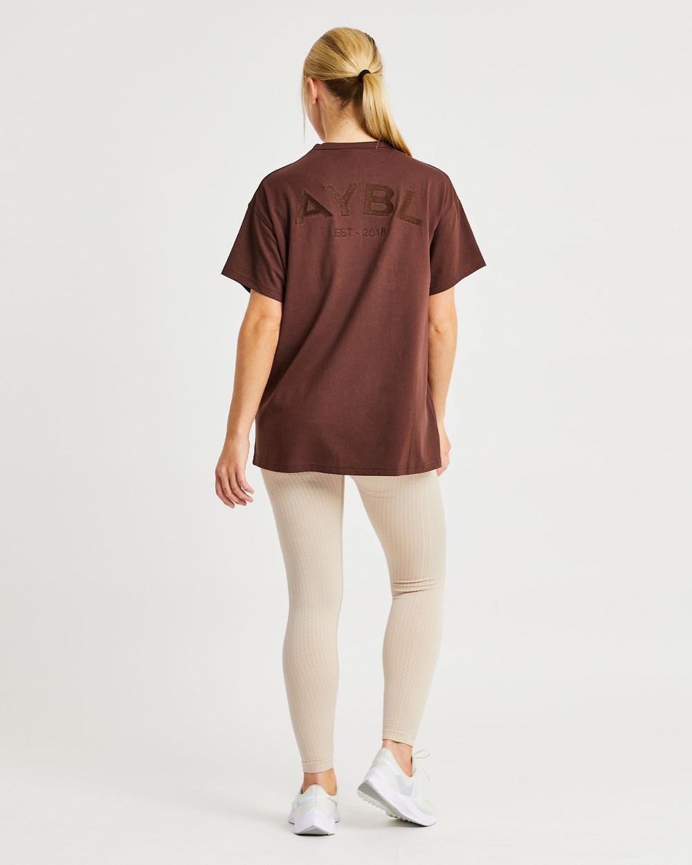 AYBL Luxe T Shirt Marrones | LMPCY3615