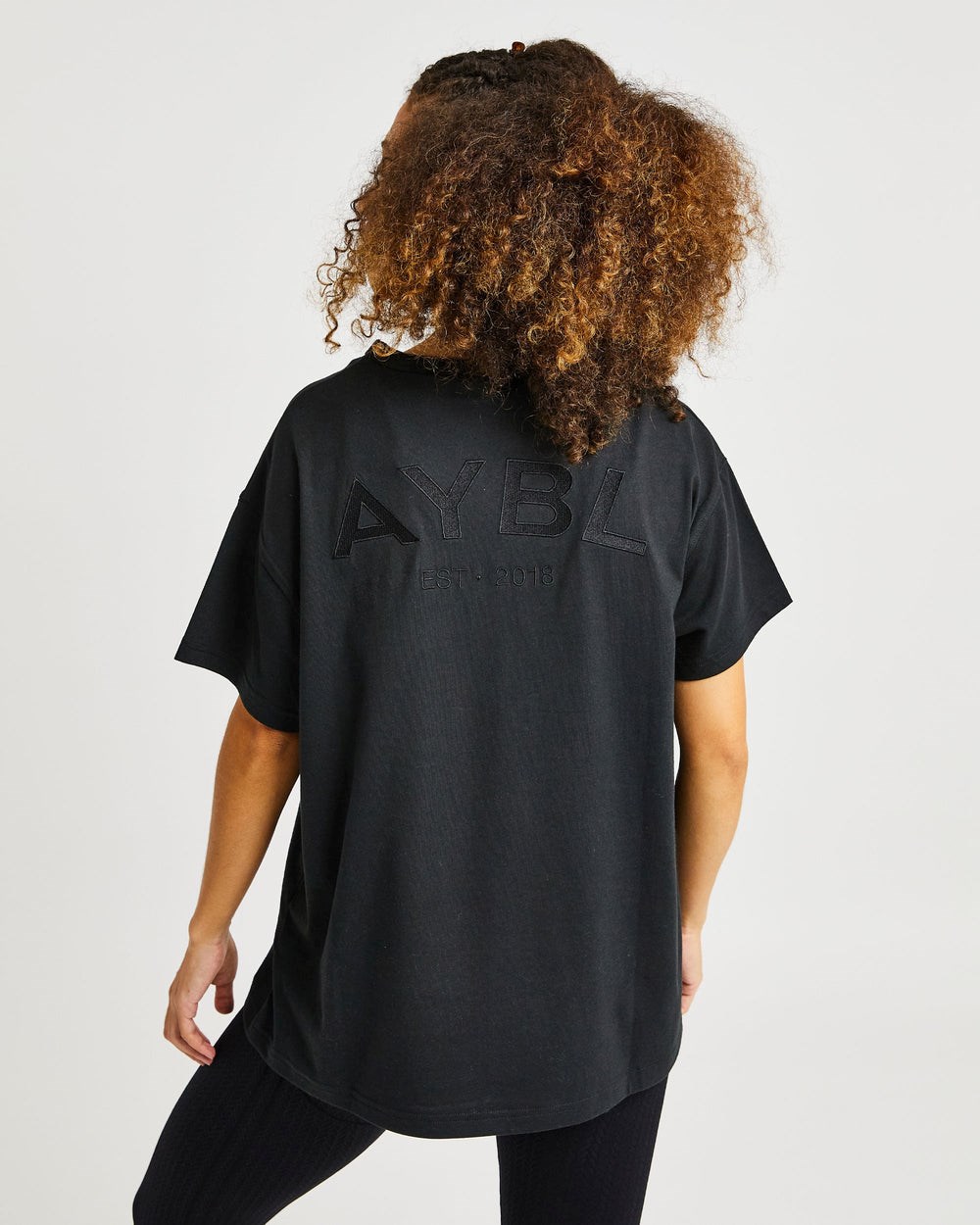 AYBL Luxe T Shirt Negras | SZPFO8012