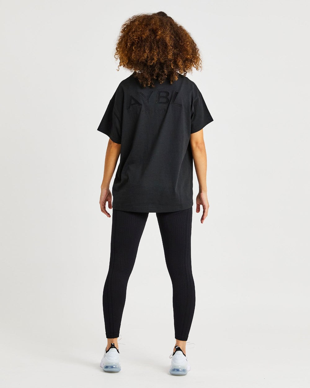 AYBL Luxe T Shirt Negras | SZPFO8012