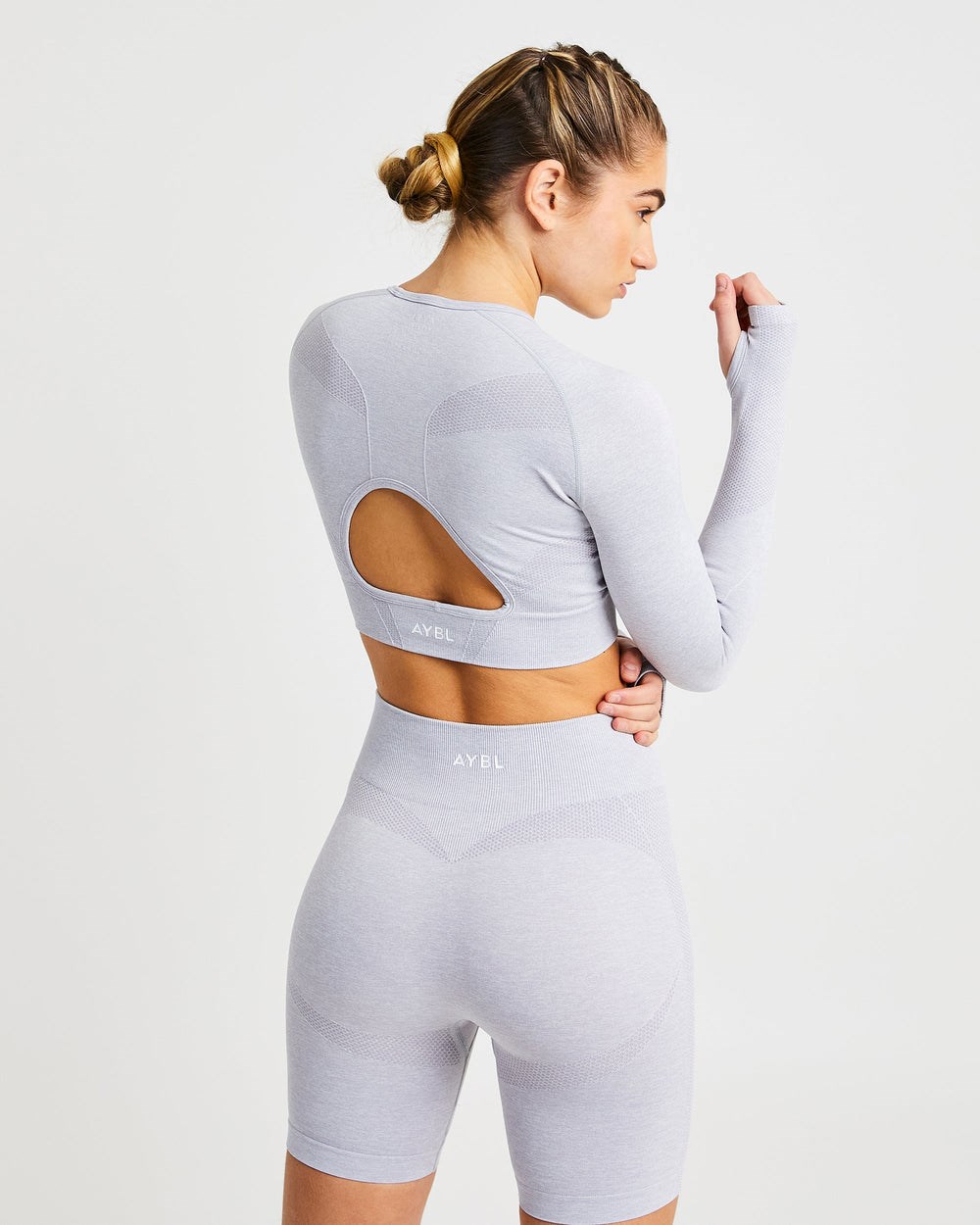 AYBL Motion Seamless Long Sleeve Crop Top Gris Claro | SOPWI8374