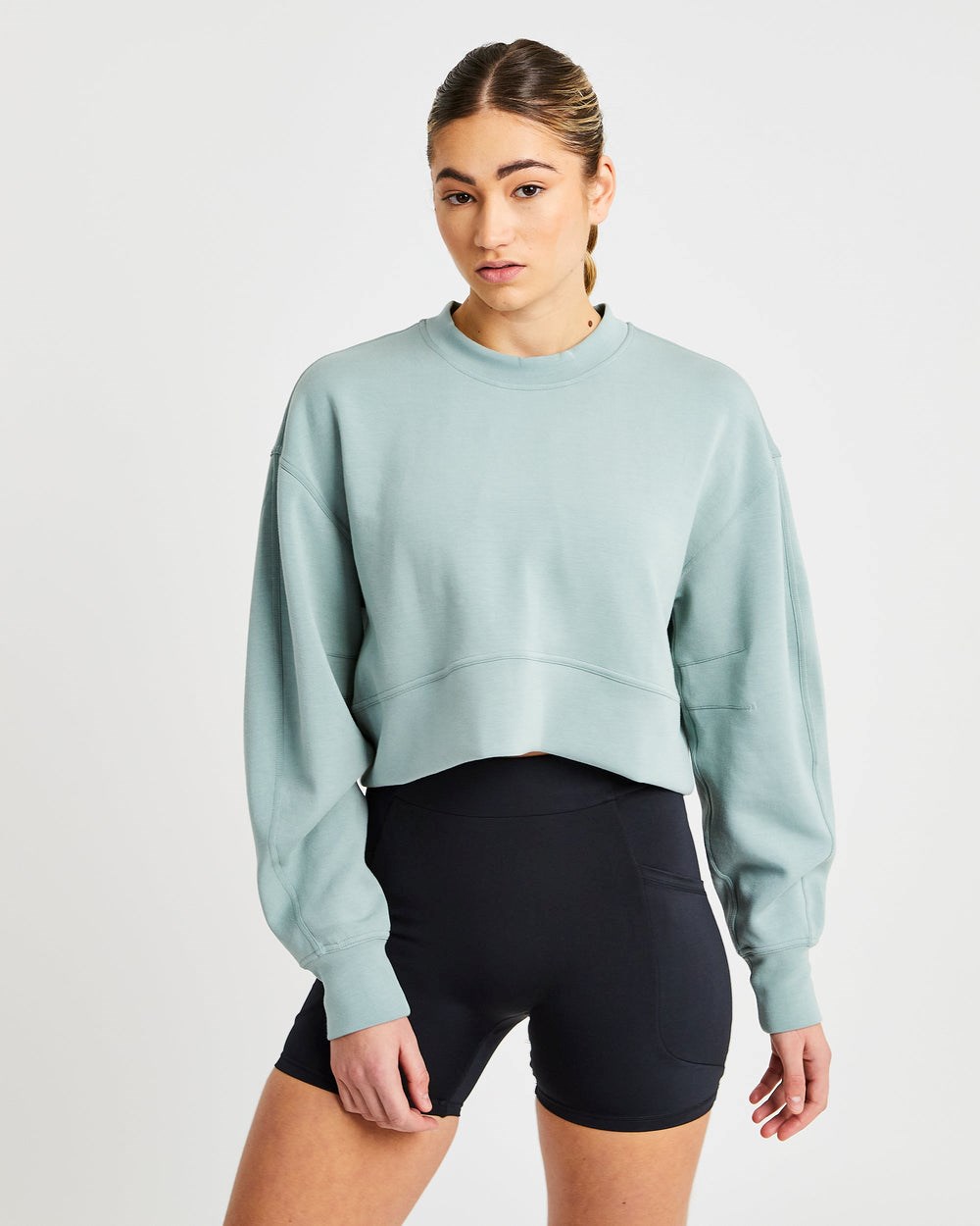 AYBL Oversized Crop Jumper Verde | IXBYN5930