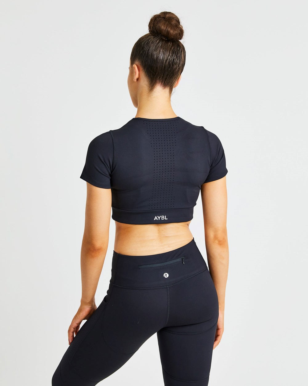 AYBL Pace Crop Top Negras | TIEJM1805