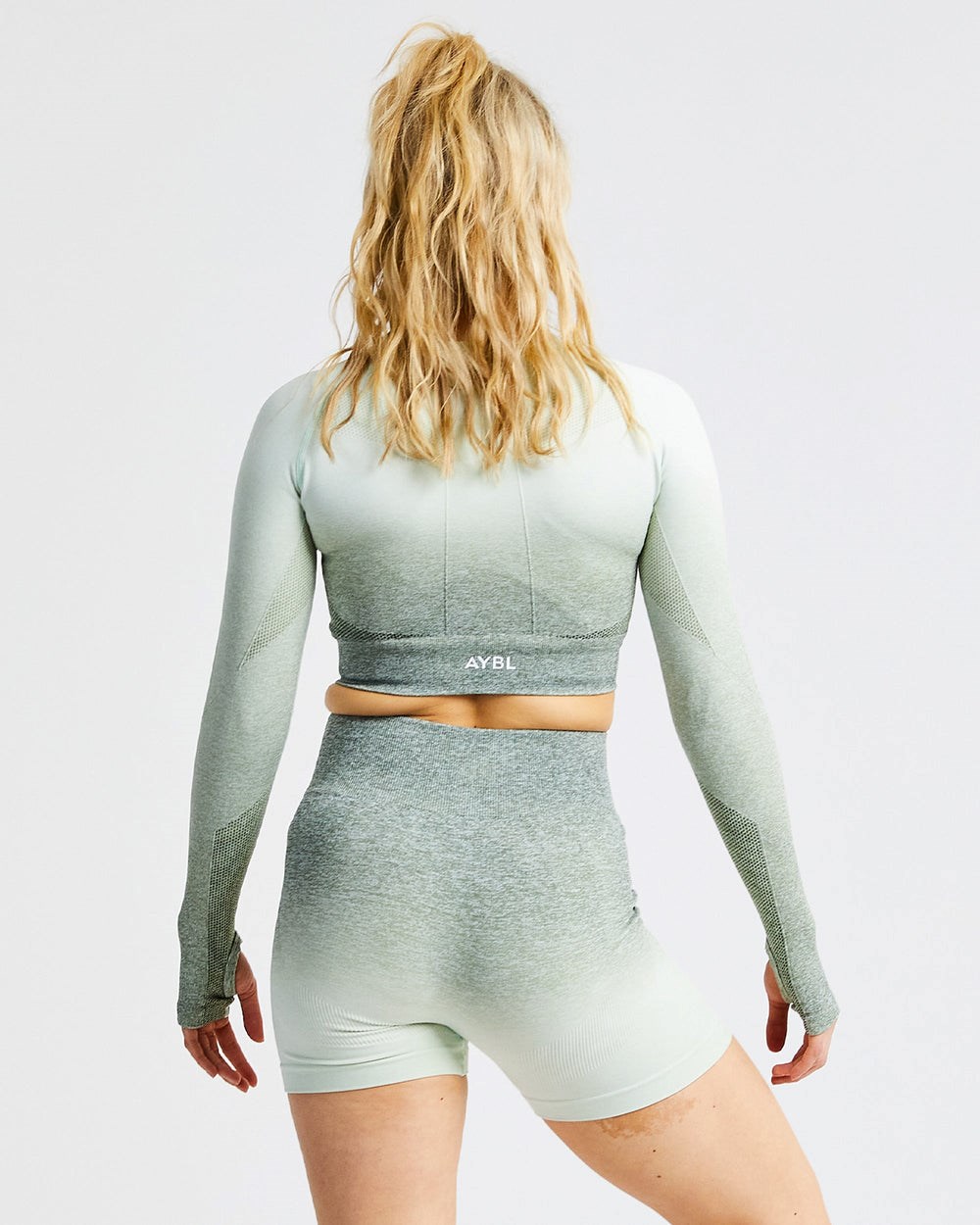 AYBL Pulse Ombré Seamless Long Sleeve Crop Top Kaki | CSXGD2648