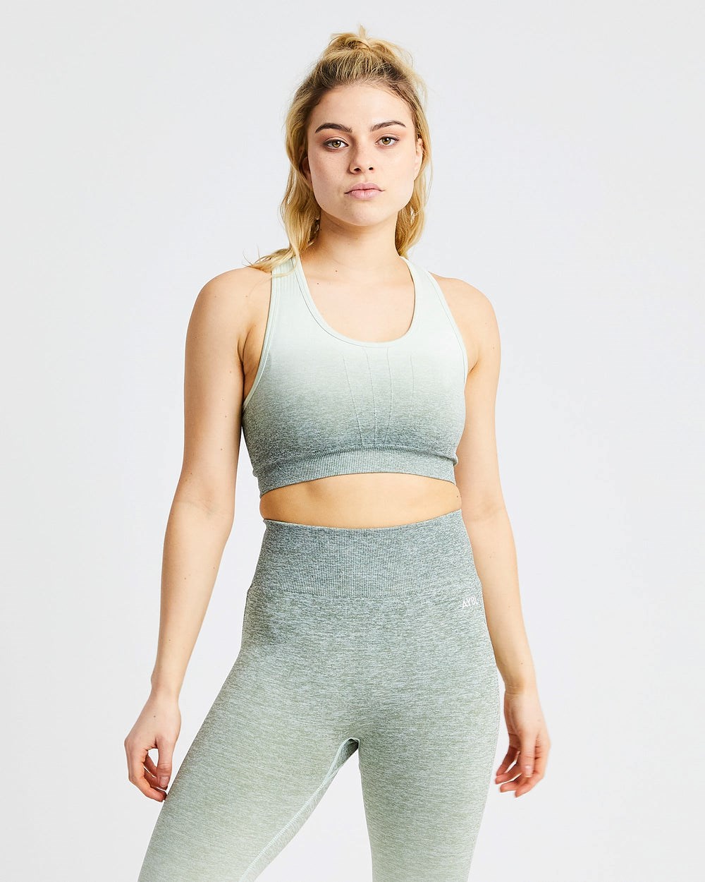 AYBL Pulse Ombré Seamless Sports Bra Kaki | QAZWB8396