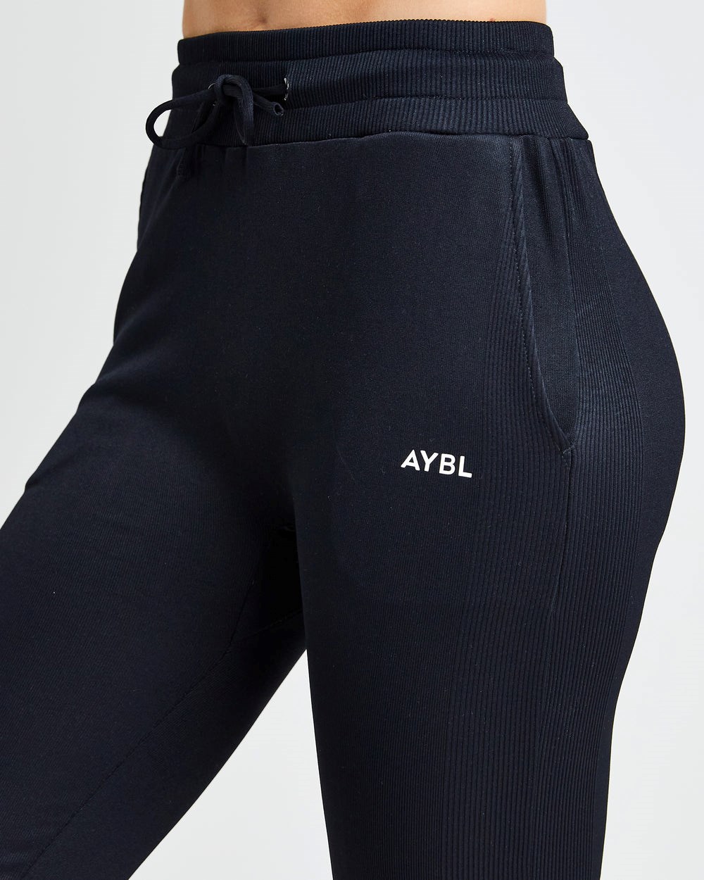 AYBL Recovery Joggers Negras | FTNAW0516