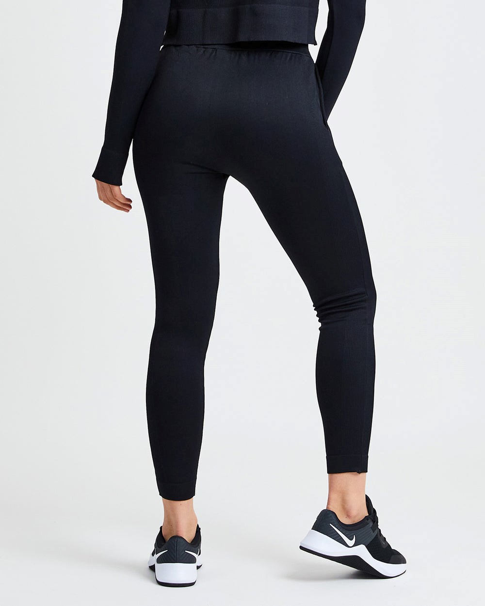 AYBL Recovery Joggers Negras | YOIAB8304