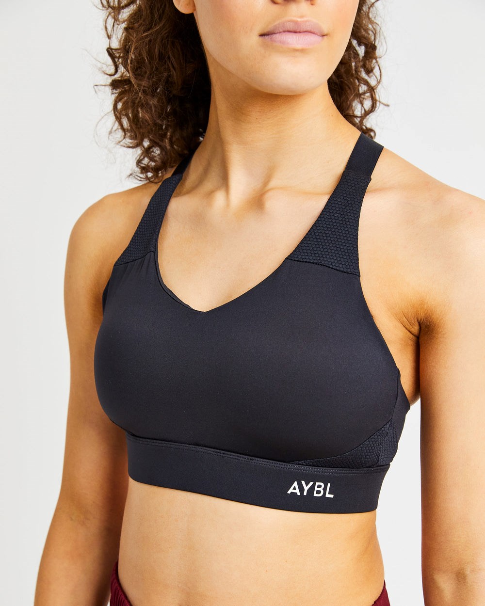 AYBL Sportive Open Back Sports Bra Negras | FUYGN9264