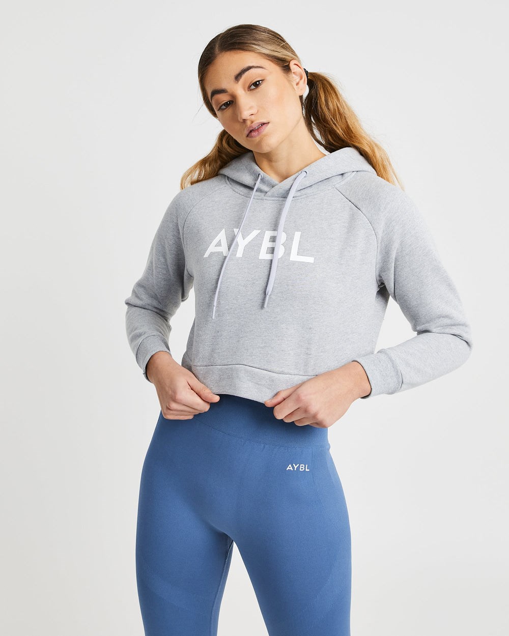 AYBL Staple Crop Hoodie Gris Claro | TGRQV9302