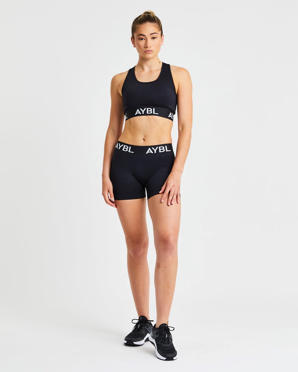 AYBL Staple Seamless Low Rise Shorts Negras | DCMRJ7380