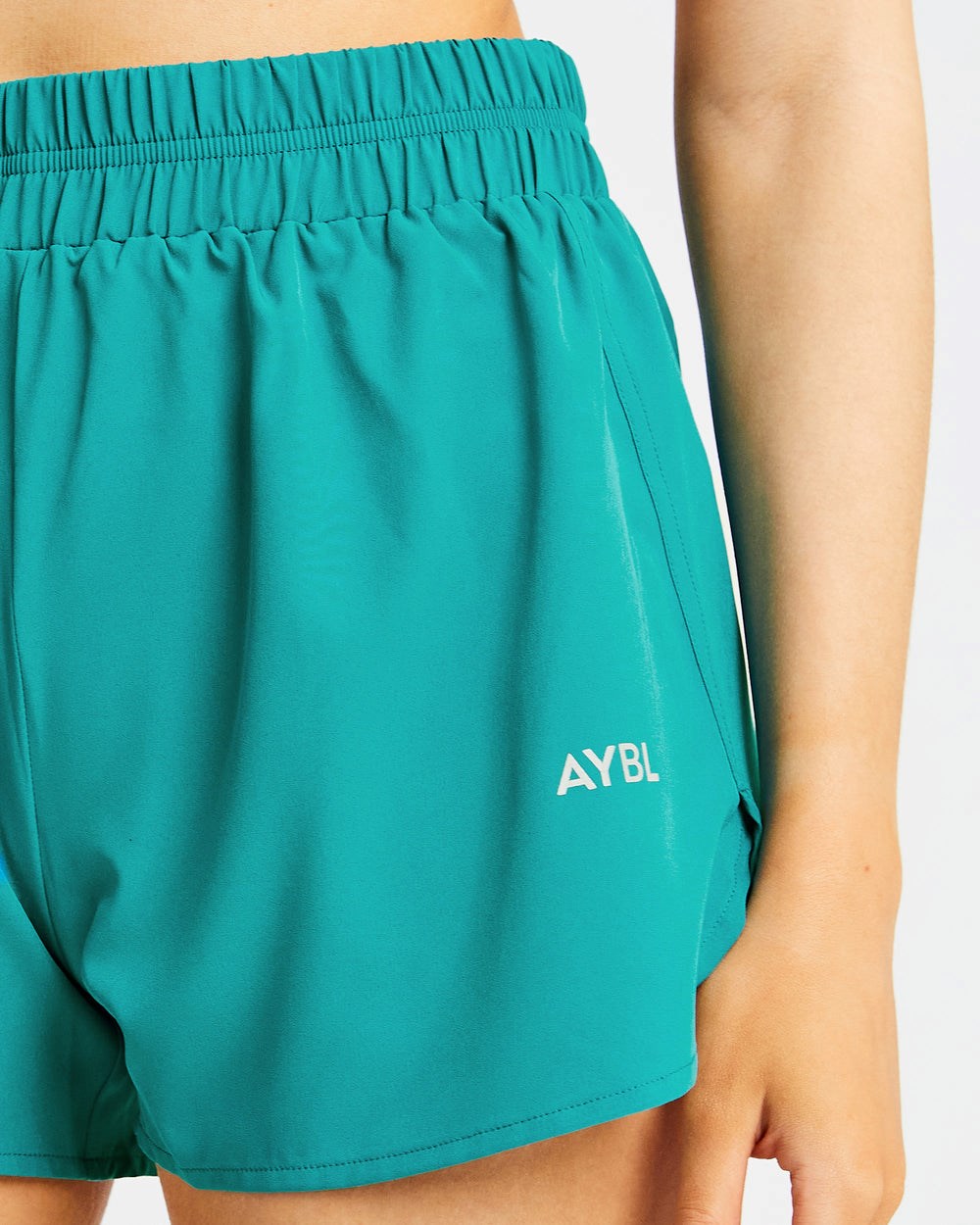 AYBL Strive Shorts Turquesa | XYIMD7324